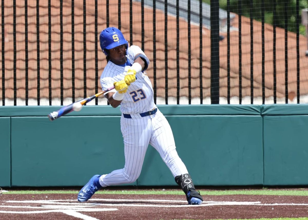 D1: Serra, Valley win; Chow shines