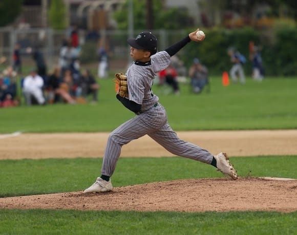 Paly stays hot in 10-1 win over Panthers