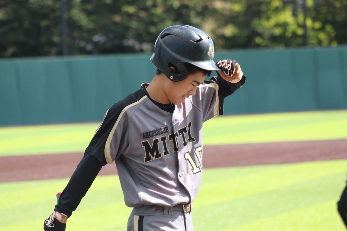 D2: Mitty knocks out top seed