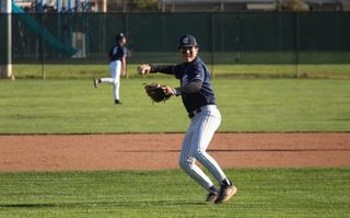 Carlmont's Shinseki shuts down Ravens