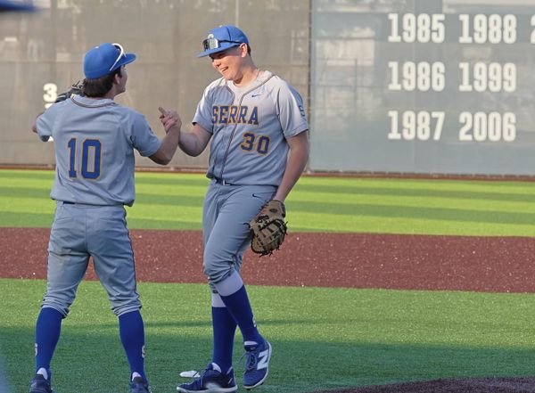 Serra tops a WCAL six pack