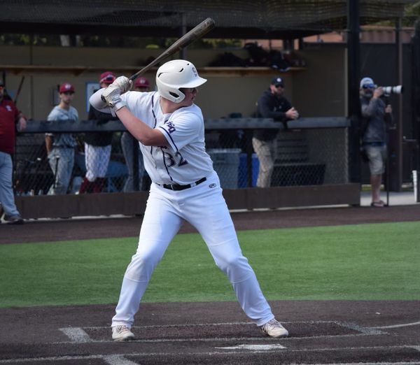 Winfield homers twice, shuts out Scots