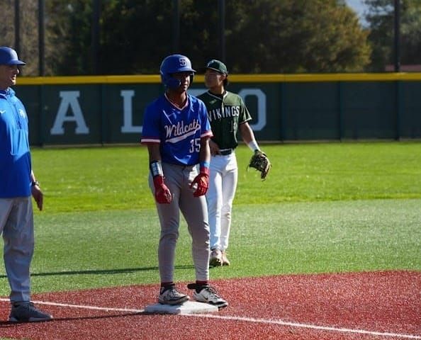 Horn sets the tone, SI rolls