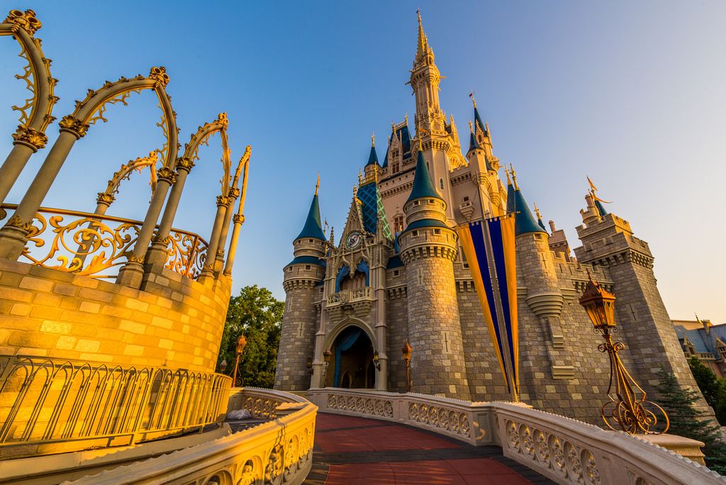 Magic Kingdom Operating Hours Extended This Summer