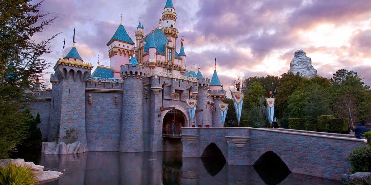 Ahead of Star Wars: Galaxy’s Edge, Disneyland Hikes Ticket Prices