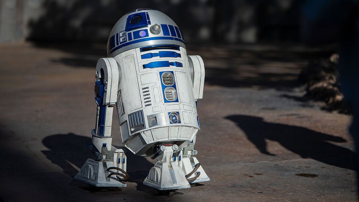 R2-D2 is Disney's First Free-Roaming Droid at Star Wars: Galaxy's Edge
