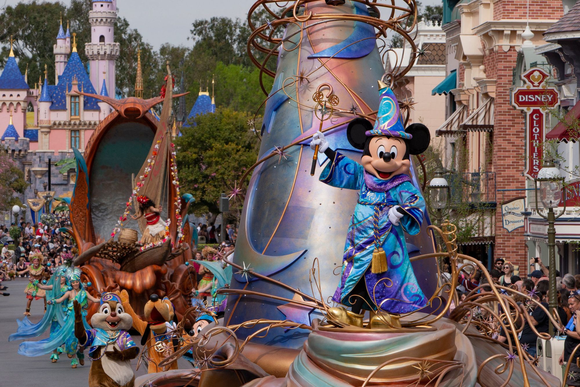 Magic Happens Debuts at Disneyland Park