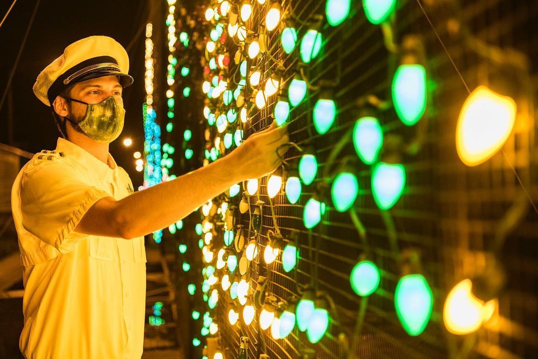 Walt Disney World's Electrical Water Pageant Returns December 20th