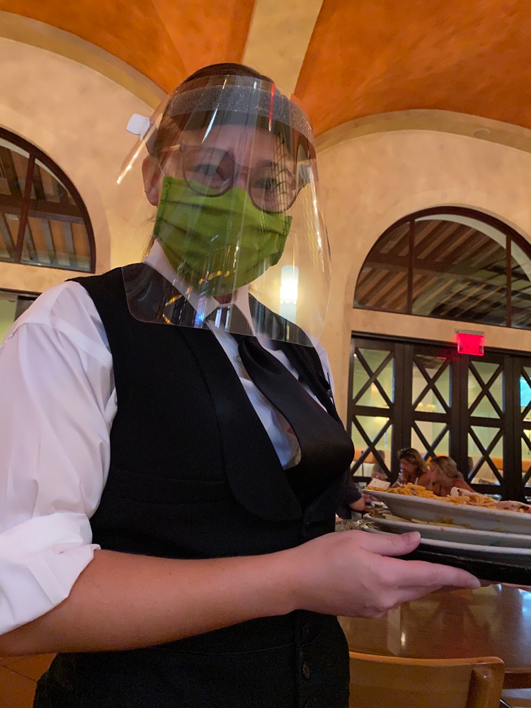 Face Shields No Longer Required for Any Cast Members at Walt Disney World