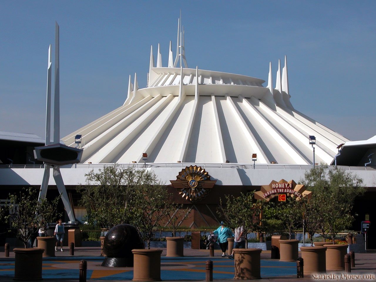 Man, 20, Jumps Off of Space Mountain While The Ride Was in Motion at Disneyland Park