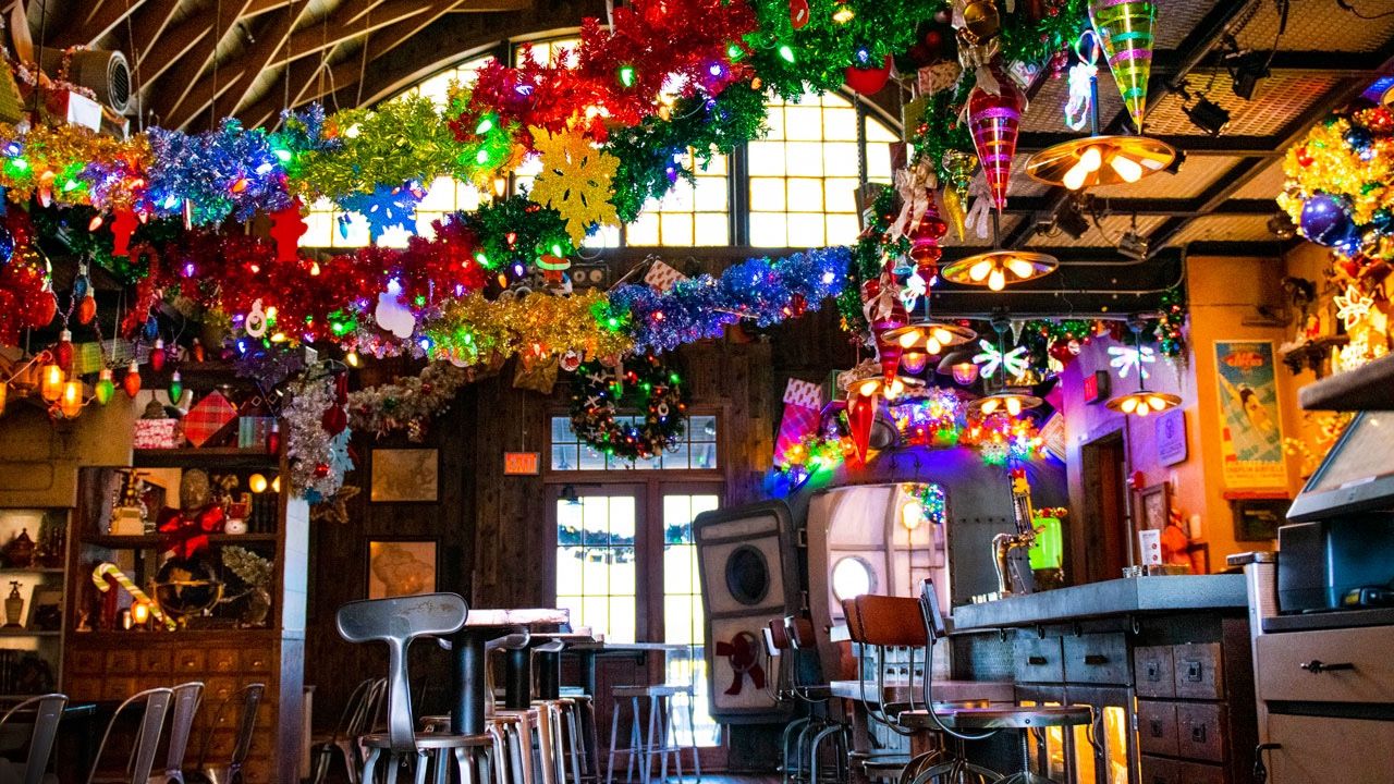 Jock Lindsey’s Holiday Bar to Debut November 29th