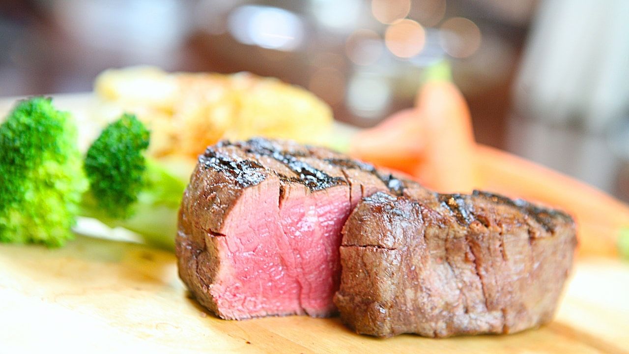 Steakhouse 55 at the Disneyland Hotel to Permanently Close