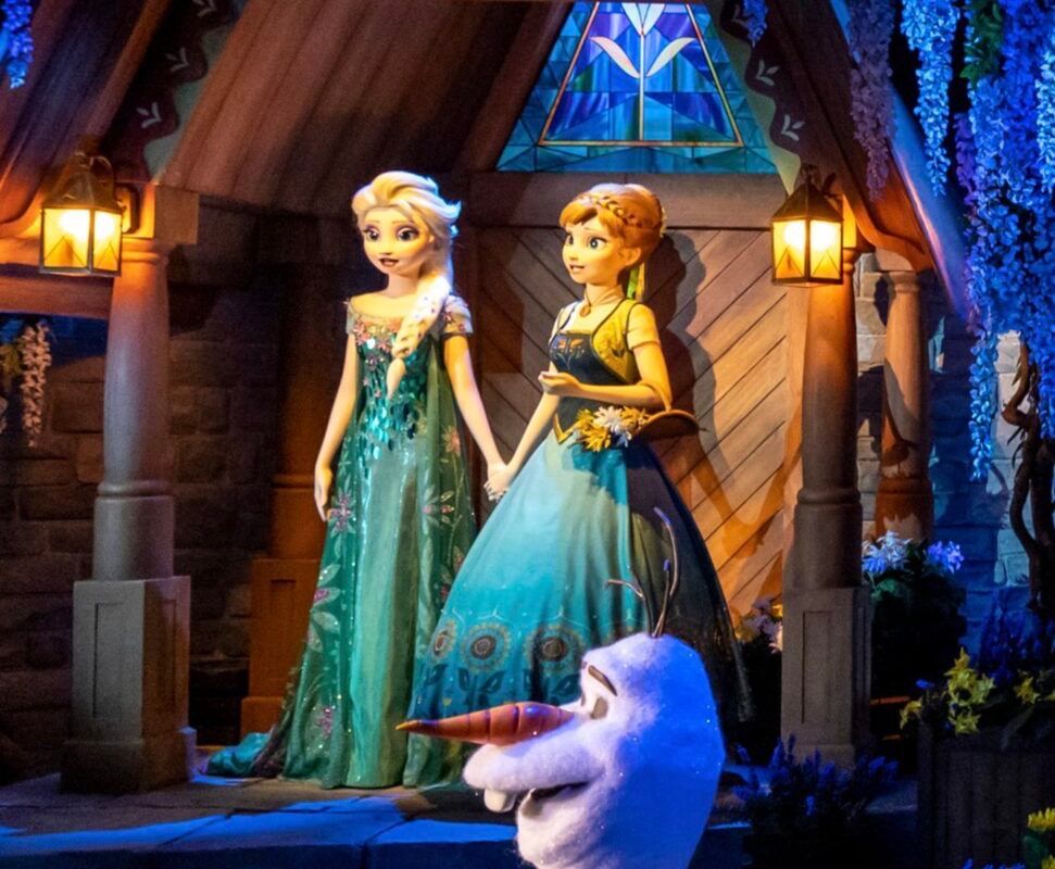 Hong Kong Disneyland Unveils Sneak Peek of Frozen Ever After Finale
