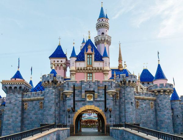 Disneyland Resort Announces Early Closure Due to Inclement Weather