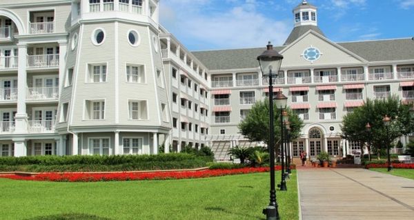 In-Room Smart Speakers Now Testing at Disney’s Yacht and Beach Club Resort