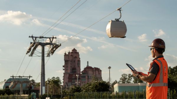 Disney Skyliner Gondolas Make First Test Runs Between Disney’s Caribbean Beach Resort, Disney’s Hollywood Studios