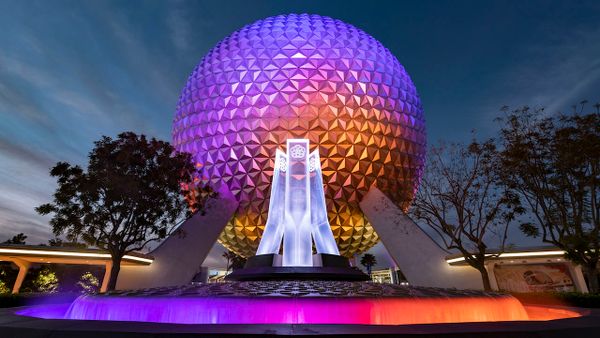 EPCOT Enterance Fountains Complete