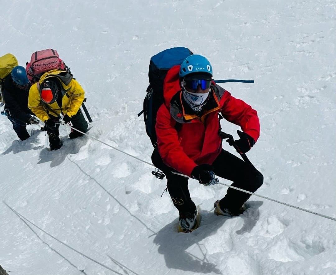 Leading the Gen-Z Generation to the Summit of the Himalayas