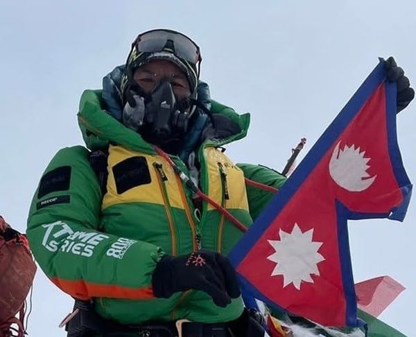 People with a Magnetic Ability to Conquer Everest