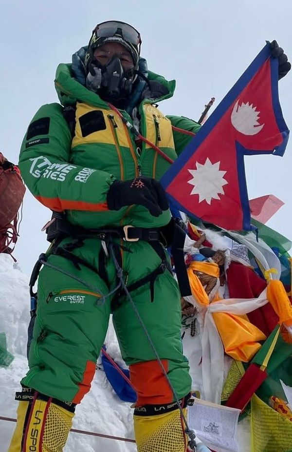 People with a Magnetic Ability to Conquer Everest