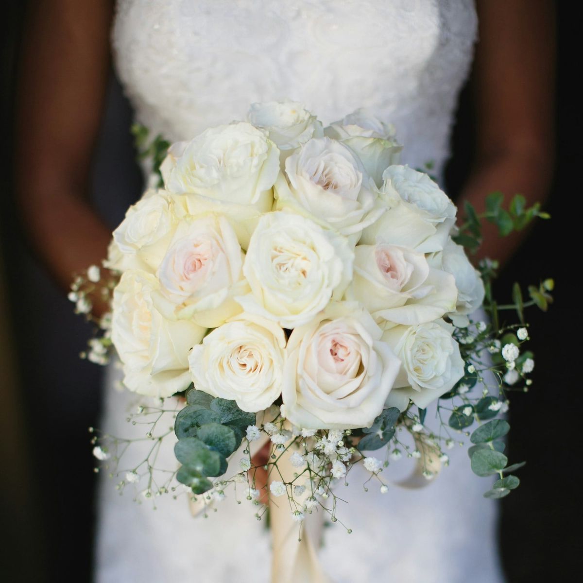 Naples Wedding Flowers That Won't Wilt: Your Complete Florist Guide
