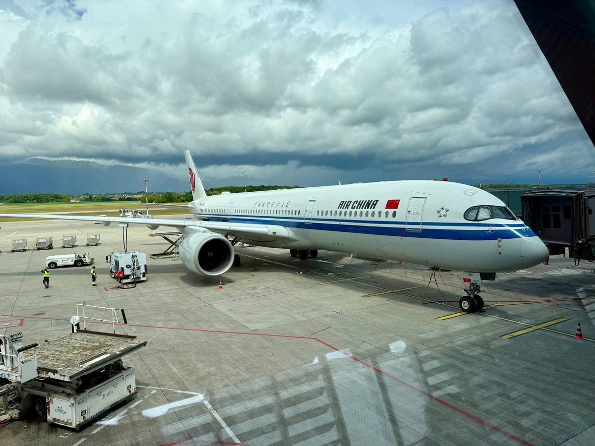 Air China Review: How to Fly from Europe to China (2026)