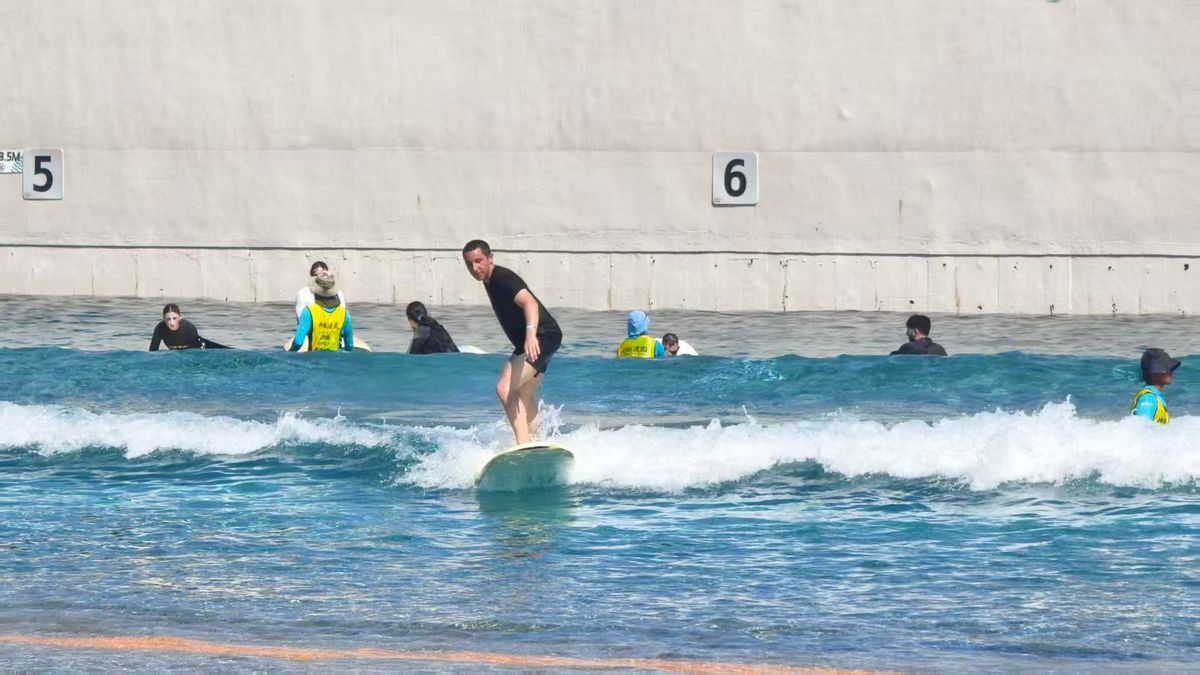 Surfing in Hainan: Where to Learn on China's Surf Coast (2026)