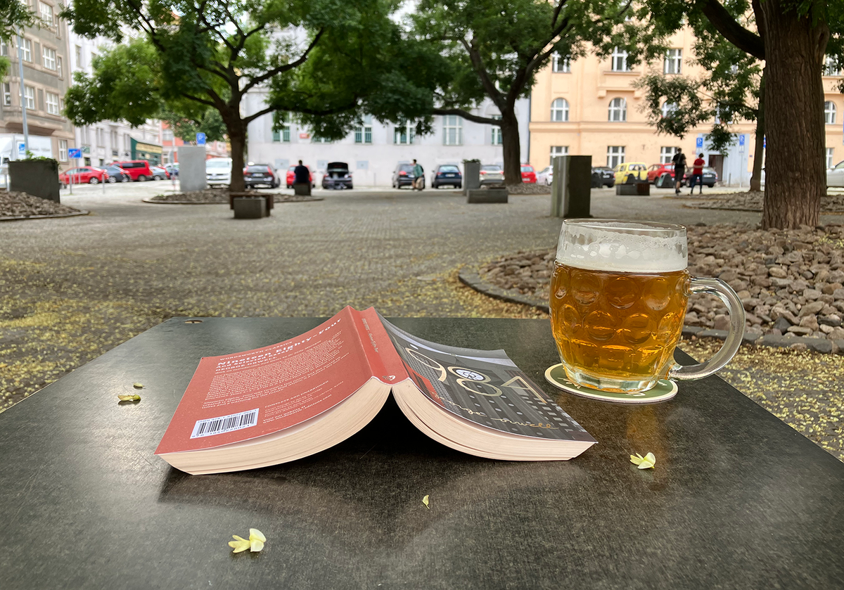 4 Reasons I'm Excited to Read 1984 with You this Summer