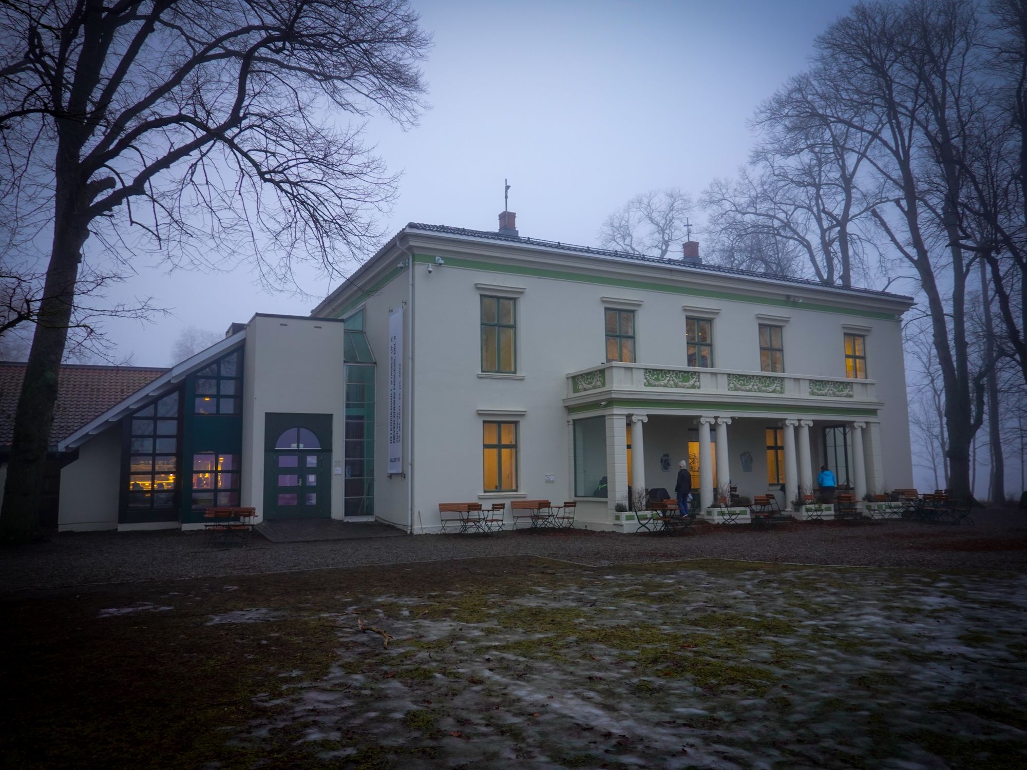 Magisk tåketur på Jeløya - Kyststien Tronsvikstranda til Galleri F15.