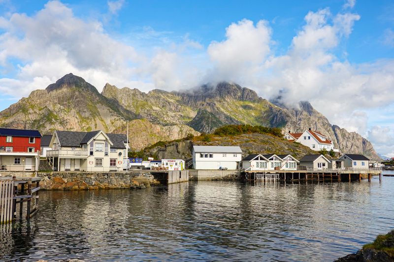 Kunst og klatring i Henningsvær - Lofoten