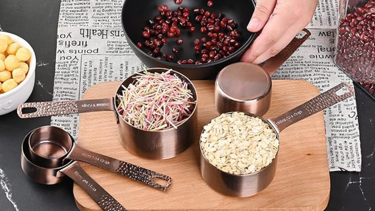 measuring spoons and cups