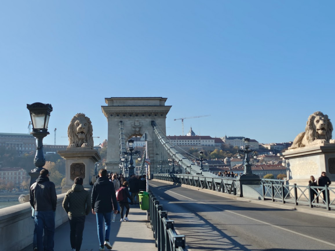 Puente de las Cadenas (Széchenyi Chain Bridge) en Budapest, Hungría.
