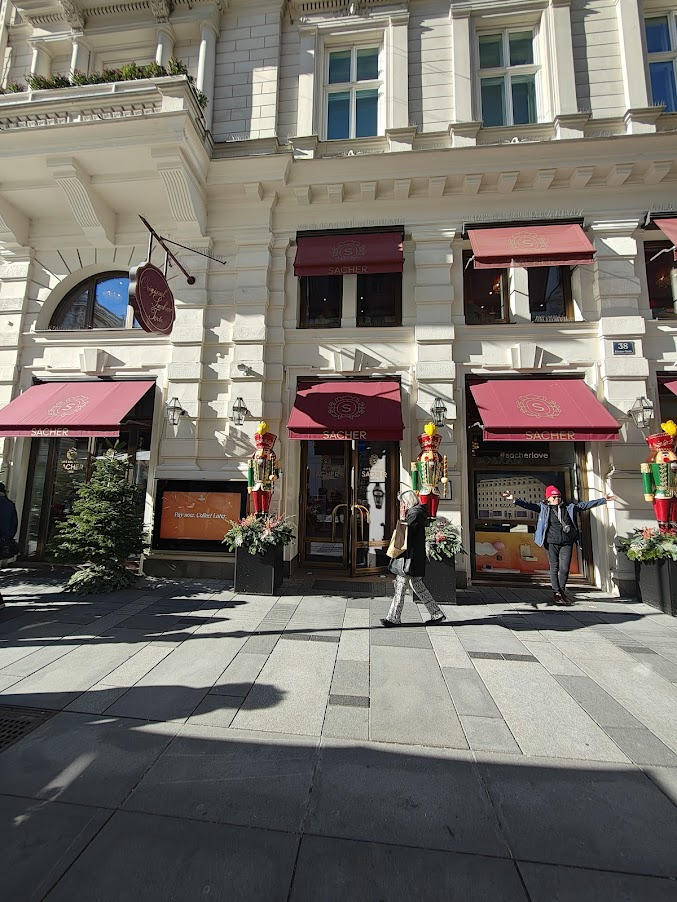 La legendaria confitería del Hotel Sacher, Viena, Austria