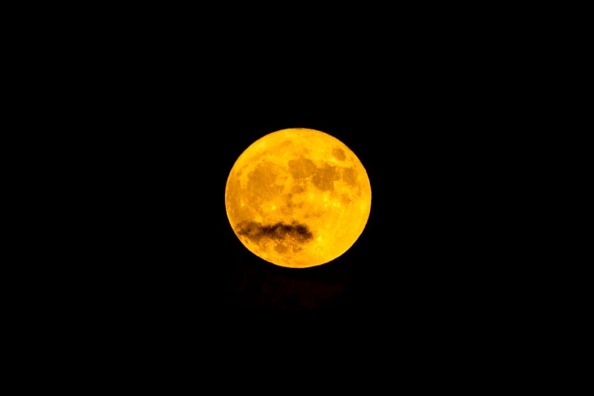 Luna llena en Piscis: un portal de sensibilidad y transformación