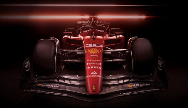 Nueva súper máquina de Ferrari SF-23.