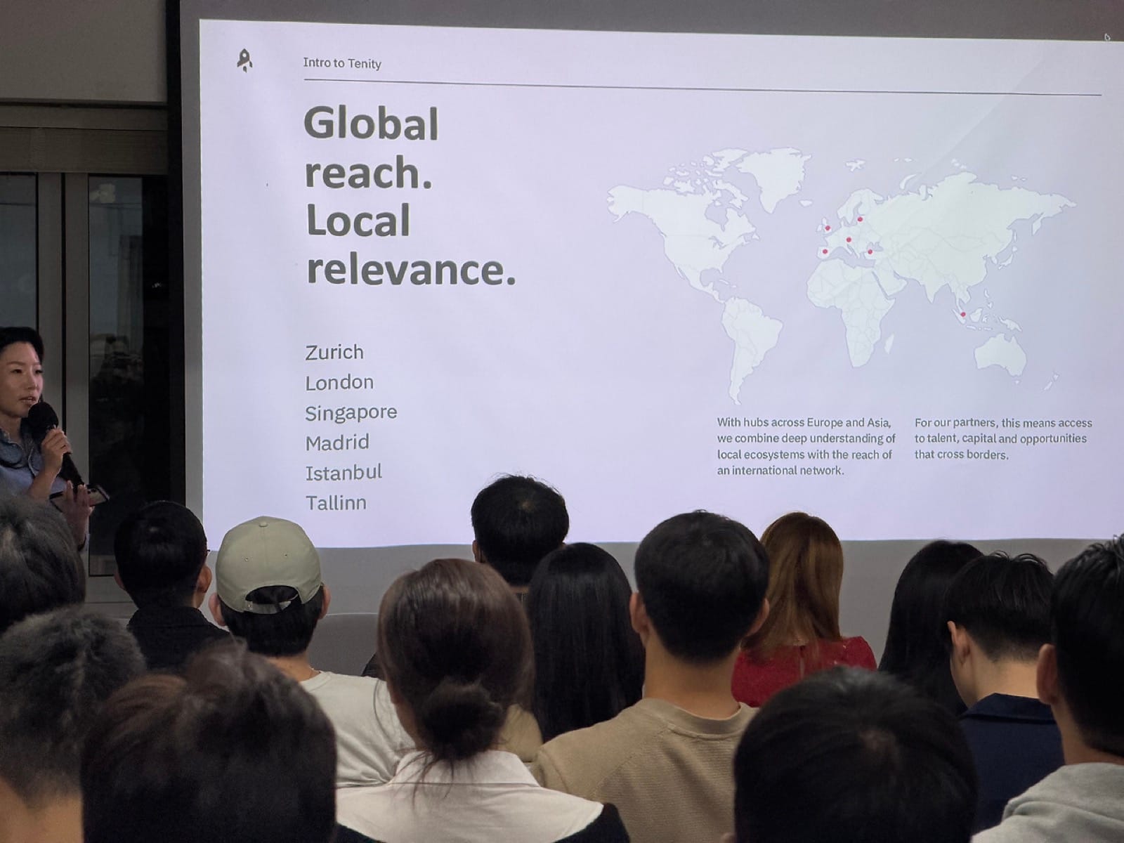 취리히·런던·싱가포르 등 Tenity가 활동하는 도시를 보여주는 Global reach 슬라이드