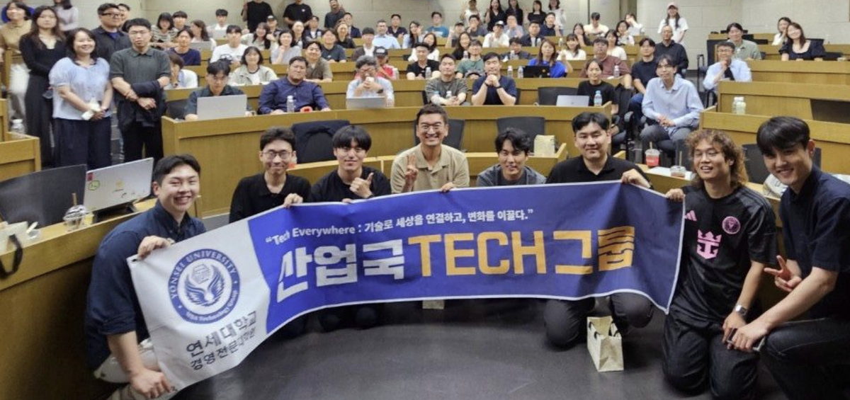 AI FOMO의 신경안정제: 대기업·공공·스타트업·1인 빌더가 말한 현실 AI