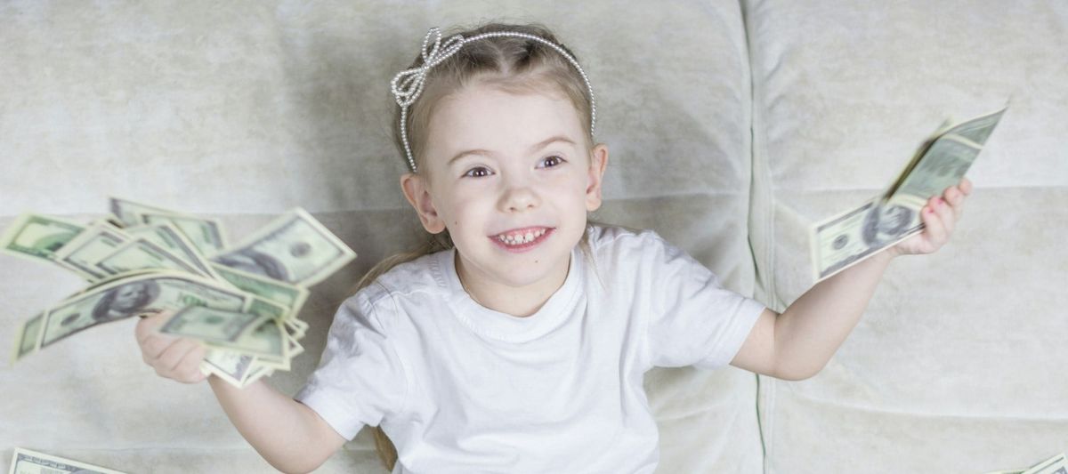 Teaching Your Kids About Money: A Biblical Family Approach