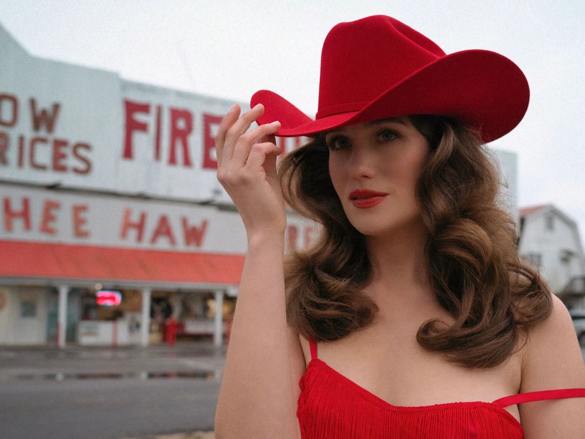 ISSUE #44: Getting Country Curious with Lola Kirke
