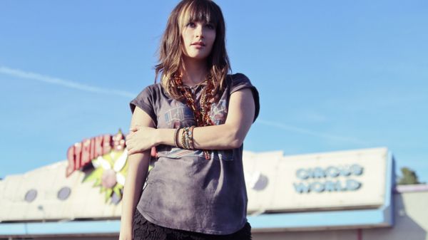 🗨 Don't Rock The Comments Section: Songs about small towns that are actually good