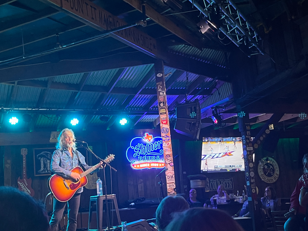 Issue #118: A Weekend With Iconic Songsmiths