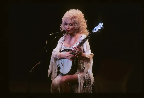 Put A Record On: Dolly and Duets