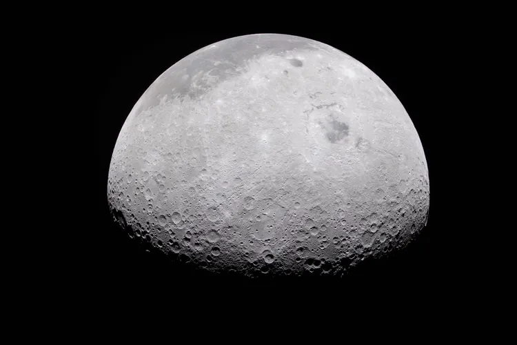 Basura espacial camino a la Luna: quién rastrea los cohetes abandonados