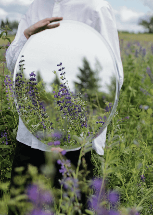 Round wall mirror