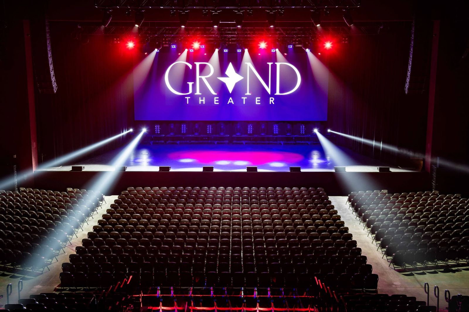 Choctaw Casino & Resort – Durant's Grand Theater takes home “Casino of the Year – Theater” award from the Academy of Country Music