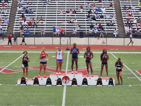 Freshman Jadyce Burns shatters records and makes mark on Oklahoma 5A track