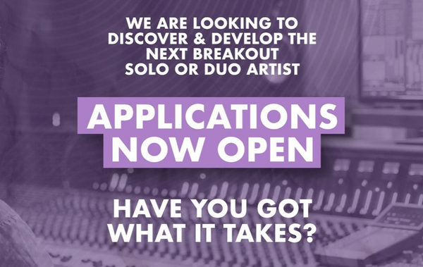 Hot Vox – Future Icon Competition (Grant)