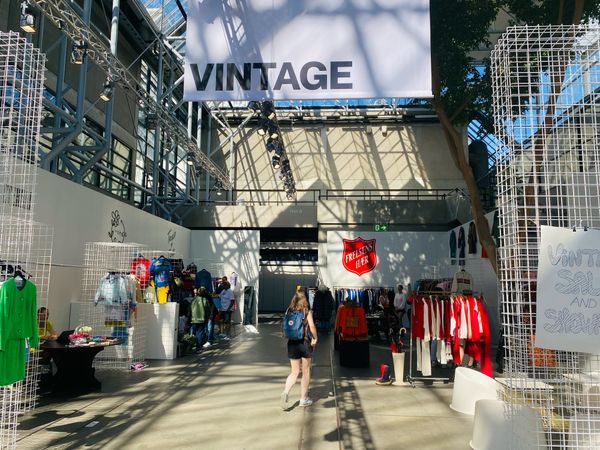 Iværksætter kæmper for bedre økonomiske vilkår for cirkulær mode: "Brugtmomsen skjuler en gylden mulighed"