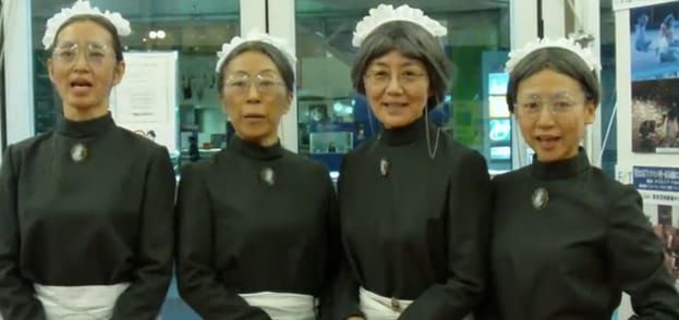 Die Begrüssung der alten Damen: Das Café Rottenmeier in Ikebukuro.