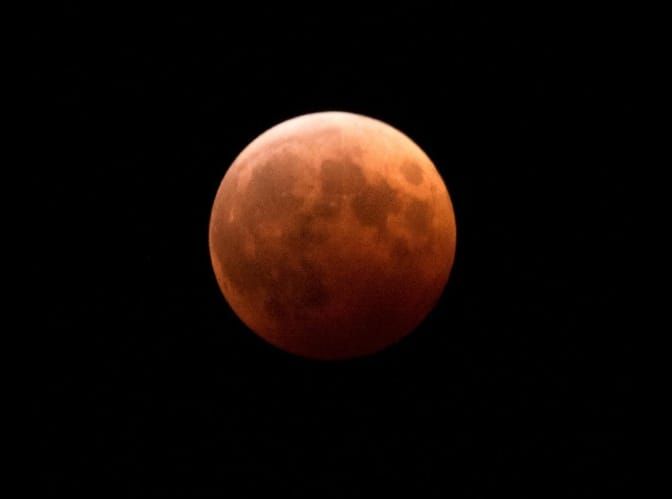 Der rote Mond